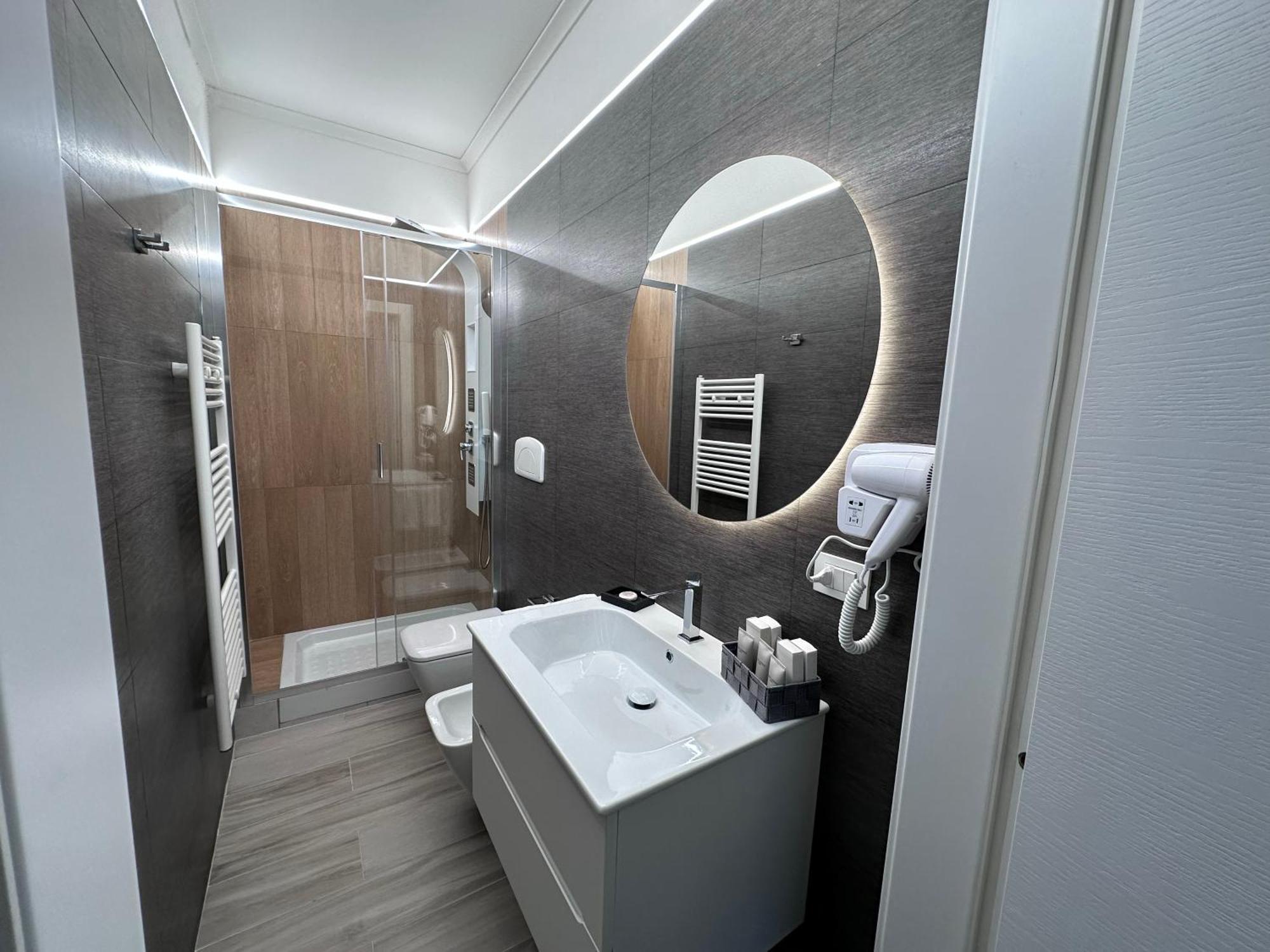 Suite17 - Luxury Guesthouse 지오비나조 외부 사진